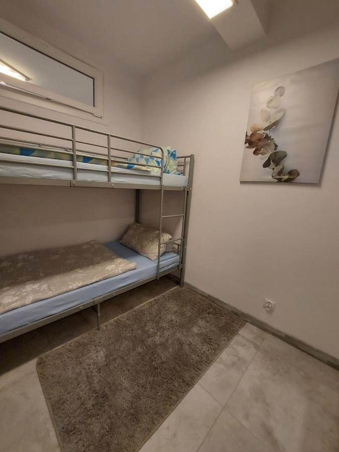 シフィノウイシチェApartament Z Duzym Tarasemアパートメント エクステリア 写真
